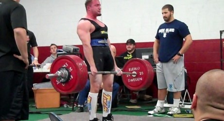 Mass-Lift is proud to announce Eli Burks as the January Featured Lifter. Although Eli is from Missouri, he is currently in the Northeast working towards his medical degree. Eli lifted...