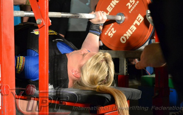 Liane Blyn making easy work of 391lbs, M1 World Record Bench